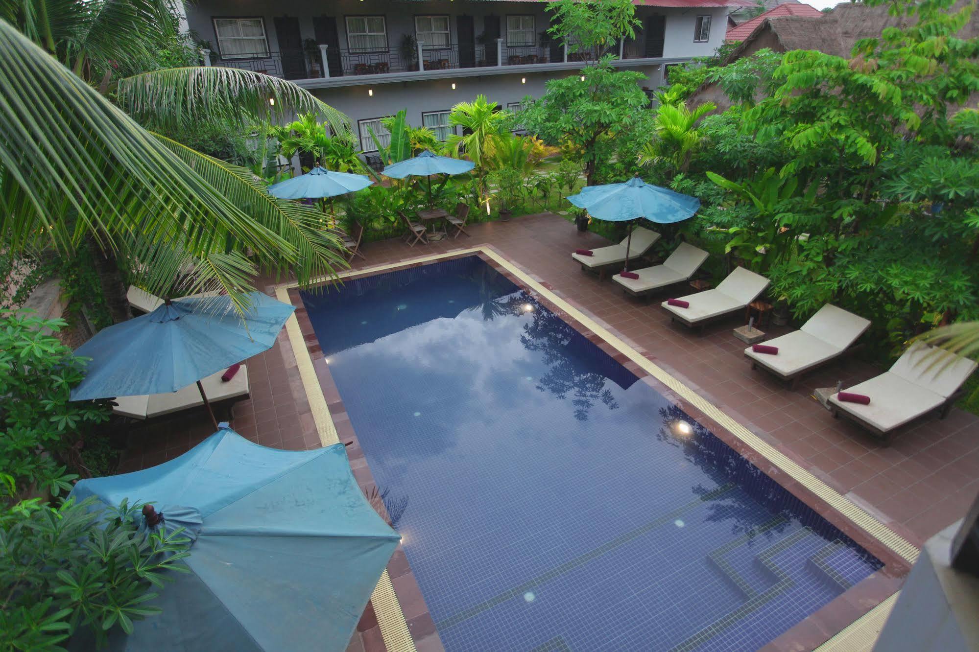 Reveal Angkor Hotel Сіємреап Екстер'єр фото
