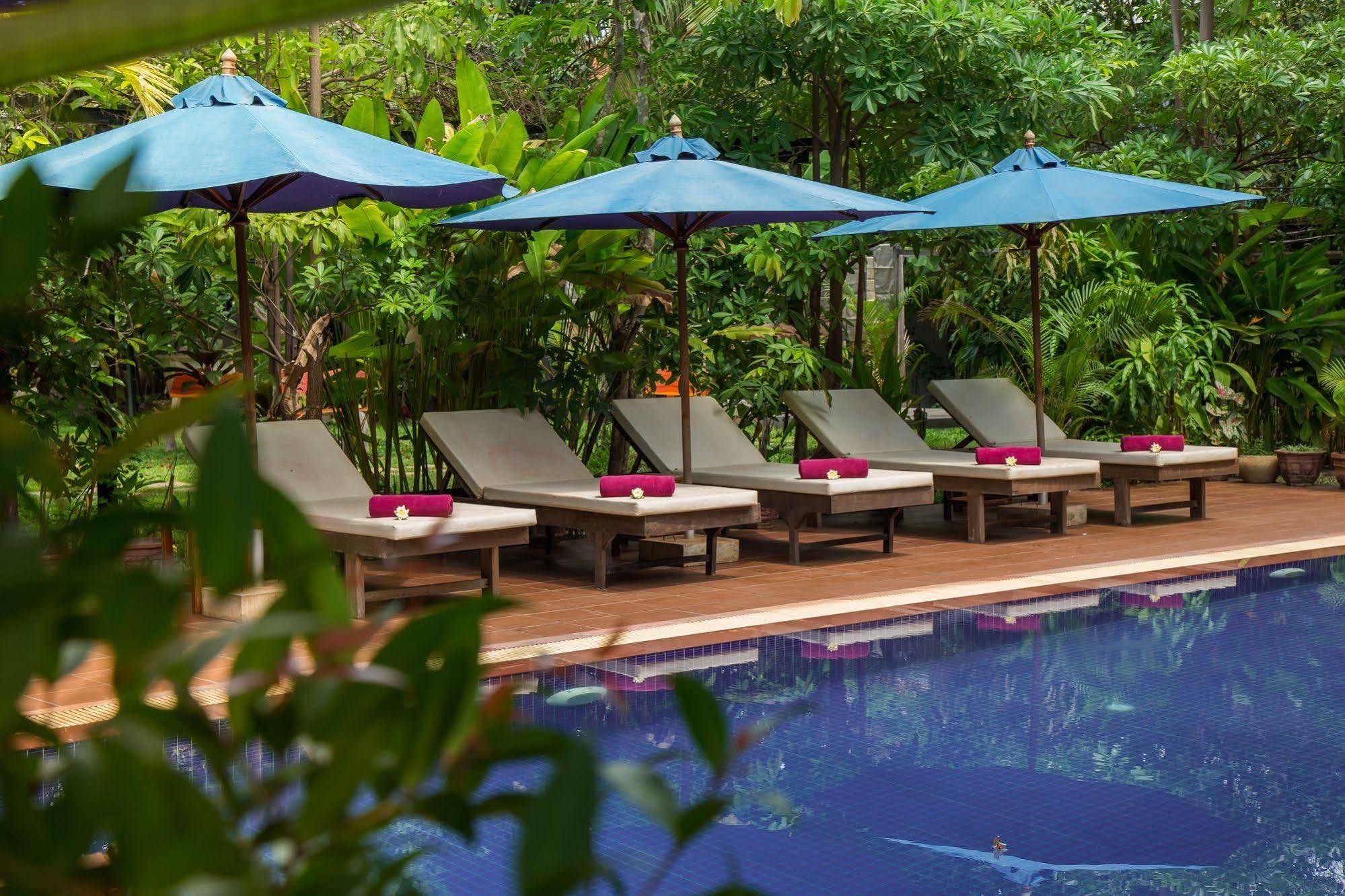 Reveal Angkor Hotel Сіємреап Екстер'єр фото