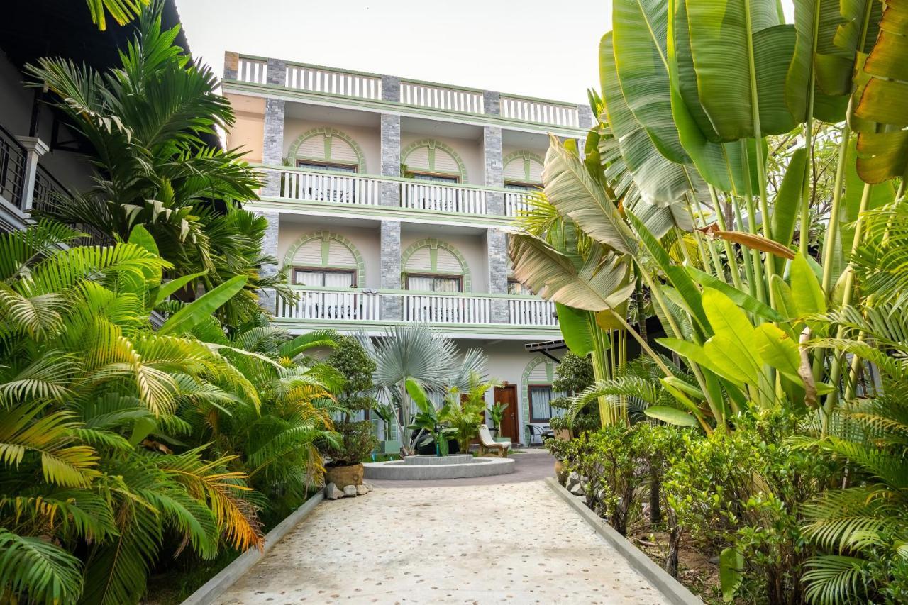 Reveal Angkor Hotel Сіємреап Екстер'єр фото