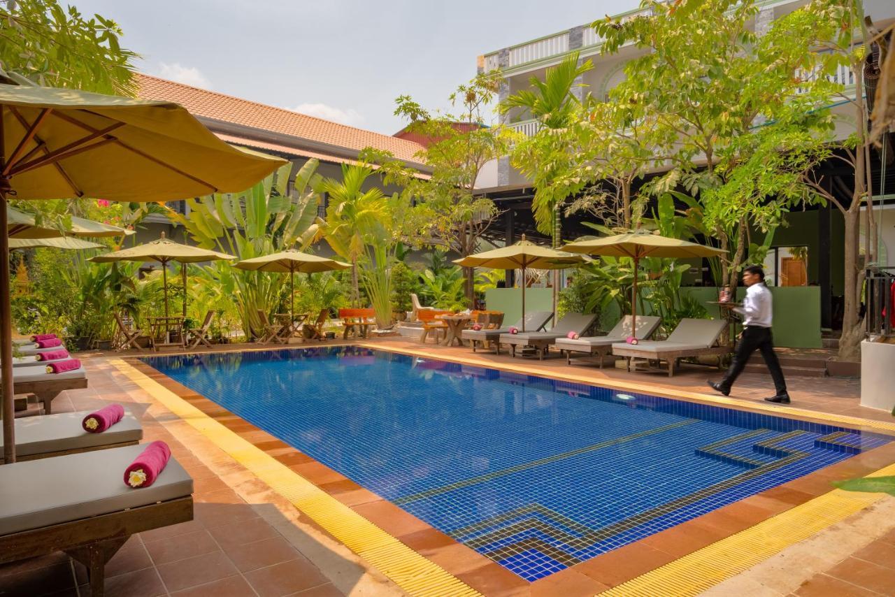 Reveal Angkor Hotel Сіємреап Екстер'єр фото