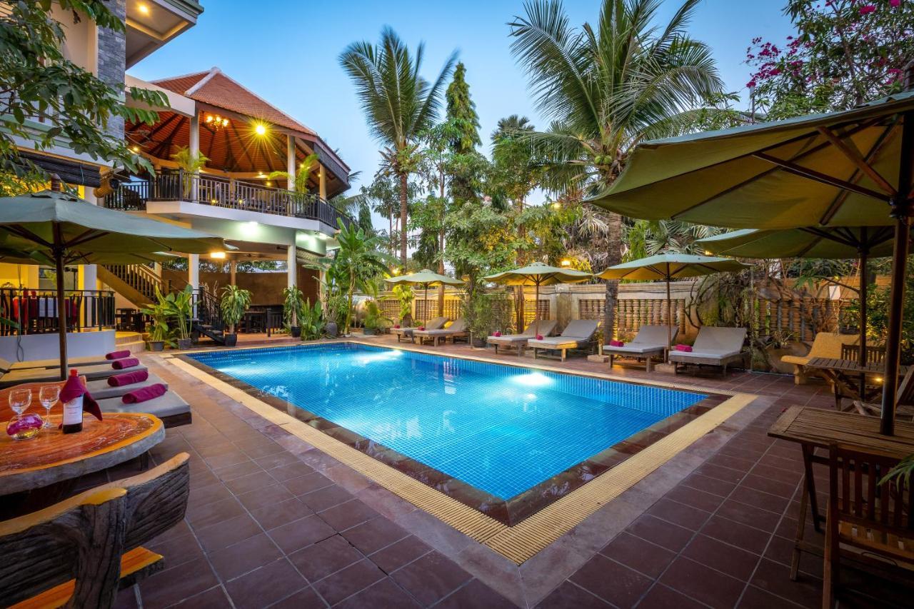 Reveal Angkor Hotel Сіємреап Екстер'єр фото